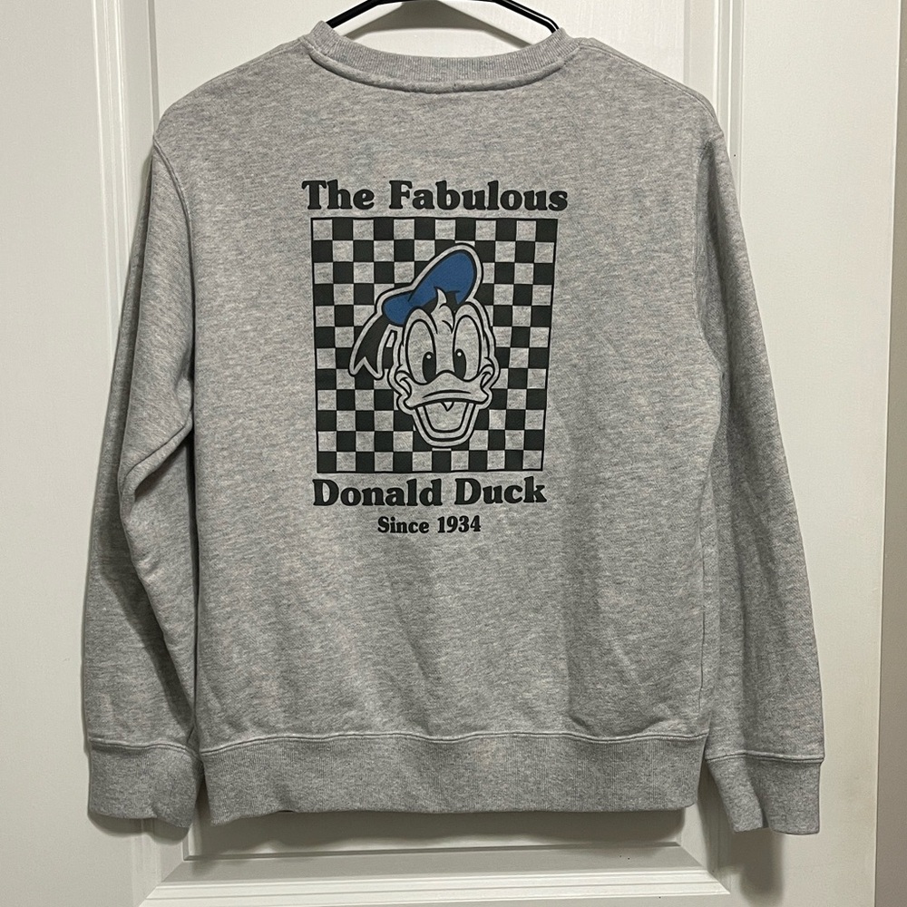 Uniqlo Kids Gray Donald Duck Graphic Sweater Size 13